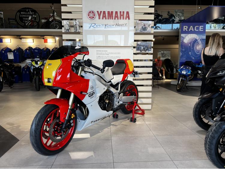 YAMAHA XSR 900 GP 207€/MOIS* +DE 3400€ D'ACCESSOIRES GTIE 5 ANS
