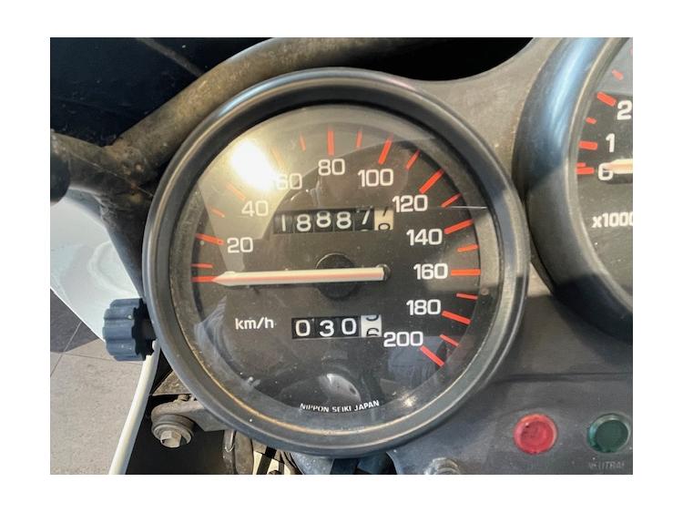 YAMAHA TZR 250 MUSÉE (VENDUE)