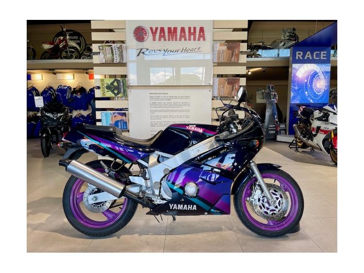  FZR 600 7000Km ETAT EXCEPTIONNEL !  MUSÉE