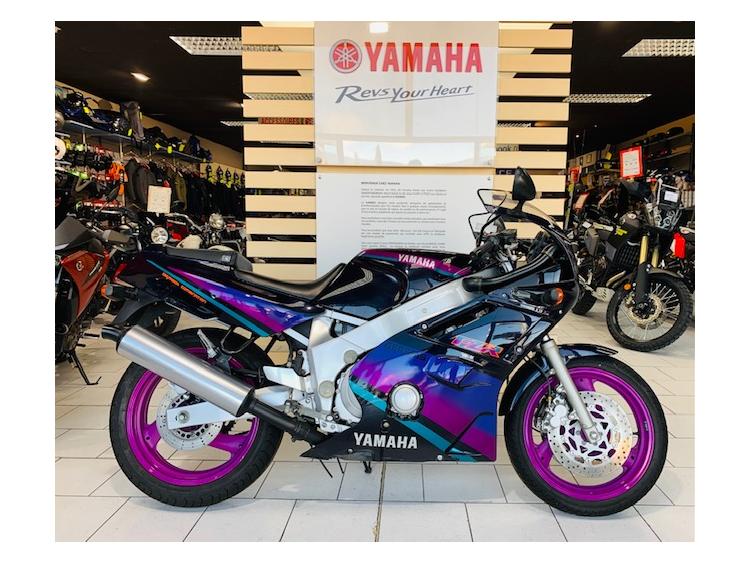  FZR 600 7000Km ETAT EXCEPTIONNEL !