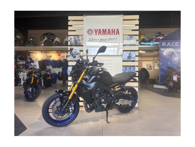 PROMOTION YAMAHA MT-09 SP 2021 160€/MOIS* GTIE 12 MOIS + DE 2000 € D'ACCESSOIRES