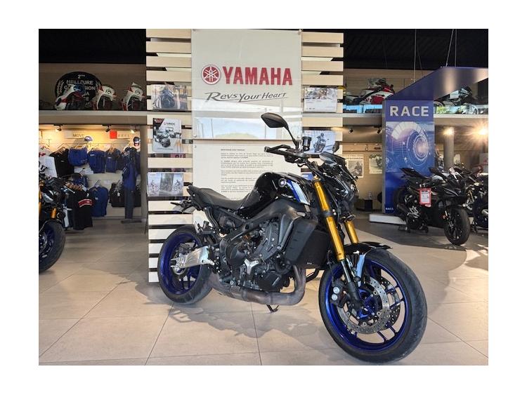 PROMOTION YAMAHA MT-09 SP 2021 160€/MOIS* GTIE 12 MOIS + DE 2000 € D'ACCESSOIRES