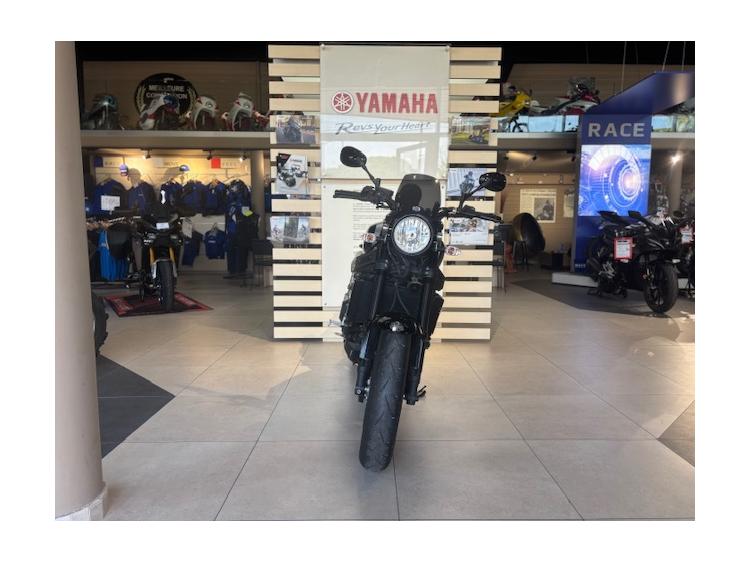 XSR 900 AKRAPOVIC +DE 2700€ D'EQUIPEMENT GTIE 12 MOIS 135€/MOIS*