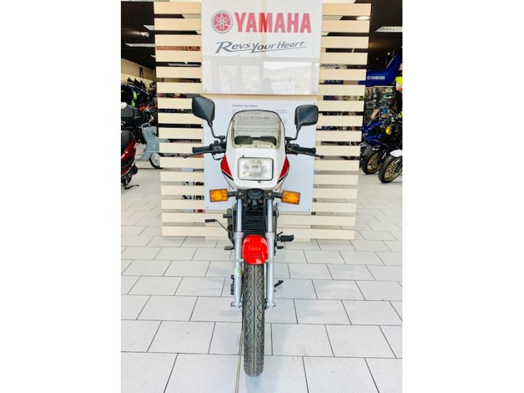 YAMAHA RD 80 LC 2700 Kms ETAT EXCEPTIONNEL !