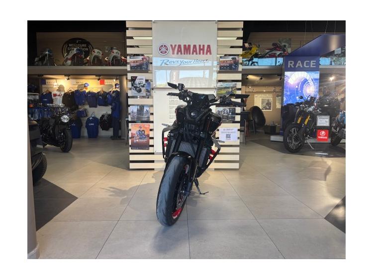 MT-09 TECH BLACK 142€/MOIS* +DE 4800€ D'EQUIPEMENT GTIE 12 MOIS 