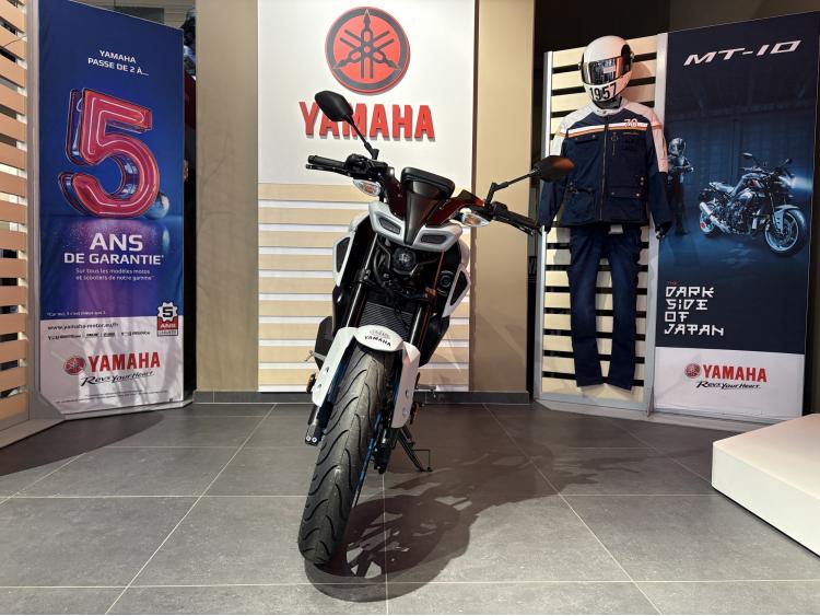 MT-125 ICE STORM PACK SPORT 2025 88€/MOIS* GARANTIE 5 ANS 