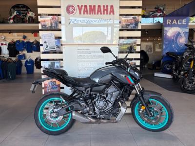 YAMAHA MT-07 BAGSTER FAIBLE KILOMETRAGE 90€/MOIS* GARANTIE 12 MOIS
