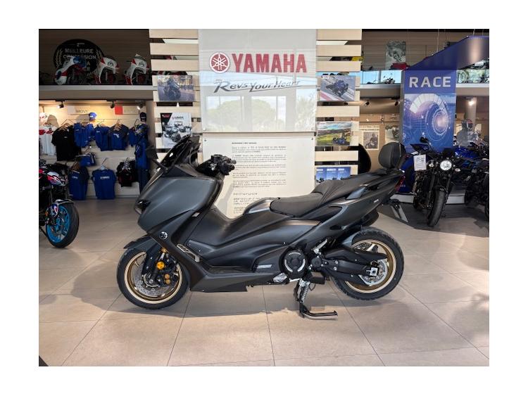 XP T-MAX 560 TECH MAX KAMO OHLINS 141€/MOIS* GTIE 12 MOIS +DE 5750€ D'EQUIPEMENT 