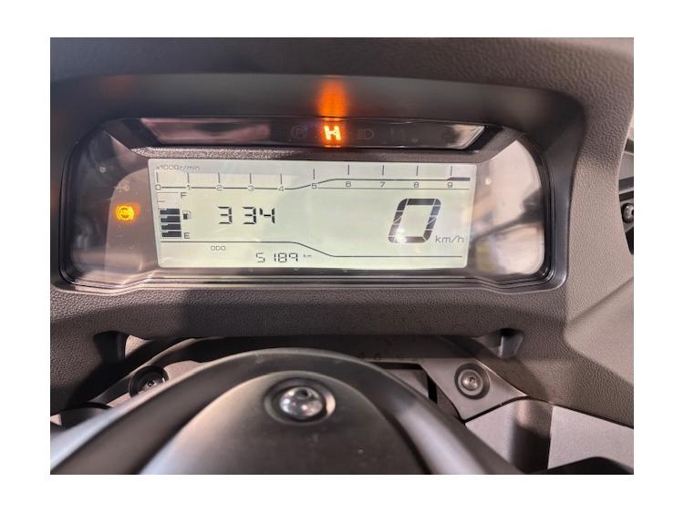 TRICITY 300 FAIBLE KILOMETRAGE 1ERE MAIN GTIE 12 MOIS 111€/MOIS* 