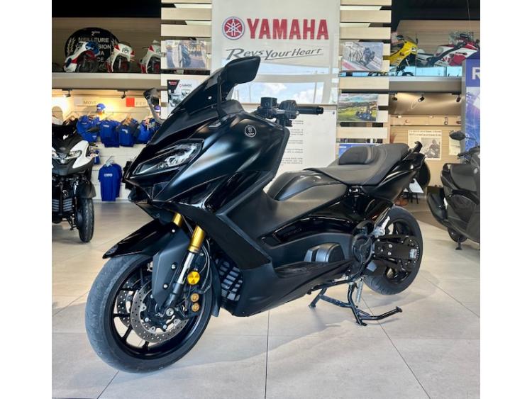 YAMAHA XP T-MAX 560 TECH MAX MONSTER 182€/MOIS* GTIE 5 ANS** +DE 2000€ D'EQUIPEMENT !