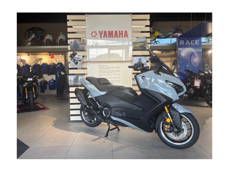 XP T-MAX 560 TECH MAX 2025 221€/MOIS* GARANTIE 5 ANS 