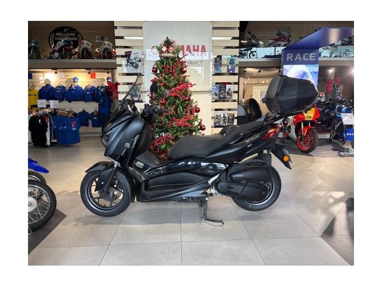 X-MAX 125 IRON MAX  67€/MOIS* FAIBLE KILOMETRAGE 1ERE MAIIN 2400€ D'EQUIPEMENT