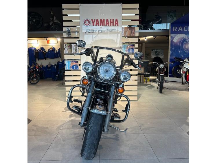 HARLEY-DAVIDSON PROMOTION ROAD KING CLASSIC 1584 133€/MOIS* GARANTIE 12 MOIS  +DE 3000€ D'EQUIPEMENT !
