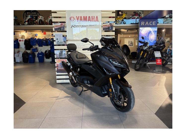 XP T-MAX 560 TECH MAX 267€/MOIS* +DE 4100€ D'EQUIPEMENT GTIE CONSTRUCTEUR 
