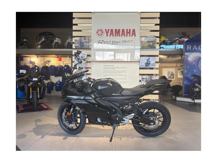 YZF-R125 TECH BLACK 2025 101€/MOIS* GARANTIE 5 ANS 