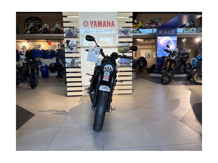 DESTOCKAGE XSR 700 35KW HISTORIC WHITE 123€*/MOIS 1800€ DE REMISE !!