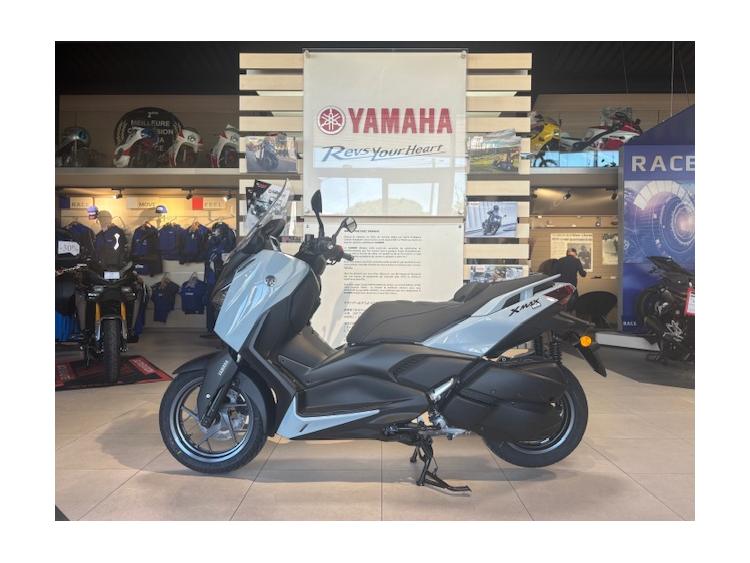 XMAX 300 Tech Max 2025 124€/MOIS* GTIE 5 ANS